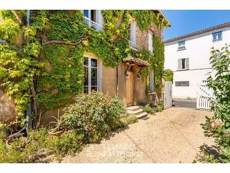 maison bourgeoise avec dépendances en hypercentre