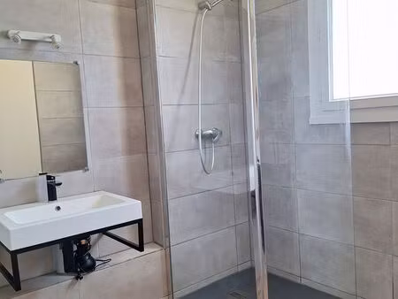 t2 50m² proche centre ville