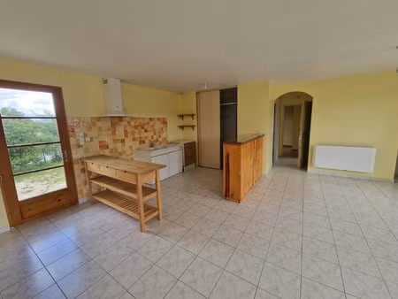 maison plain pied de type 3 avec jardin