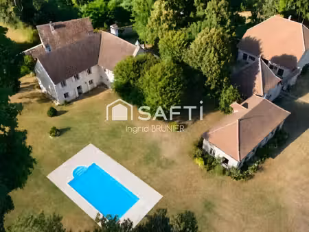 vente maison 23 pièces 585 m² chazey-bons (01300)