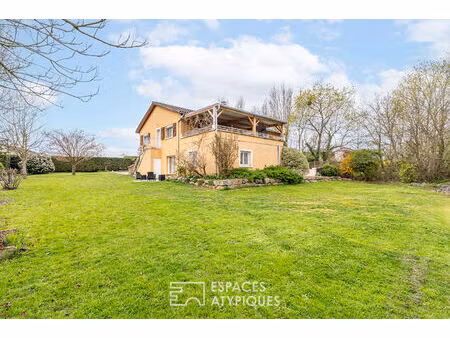 maison familiale 6 chambres avec jardin