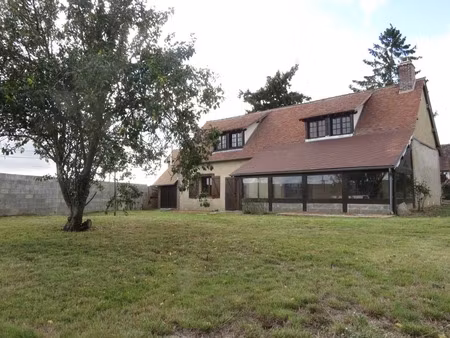 marcilly la campagne - charmante maison de 120m2 à fort potentiel - 6 piéces - 4 chambres