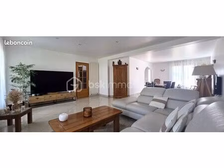 maison 7 pièces 150 m²