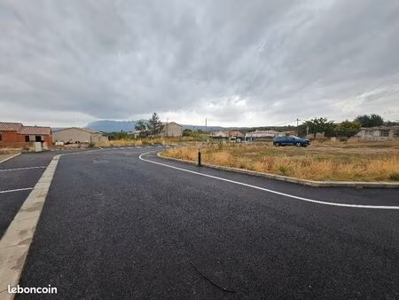 terrain 501 m² pourrieres