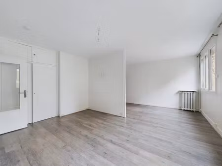 paris 15e - appartement 2 pieces - rue lecourbe