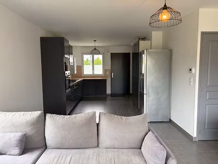 a louer - maison t4 meublée avec terrasse et garage - saint barthélémy d'anjou