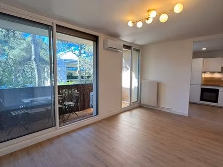 appartement t3 rénové - terrasse - roy d'espagne - 67m2