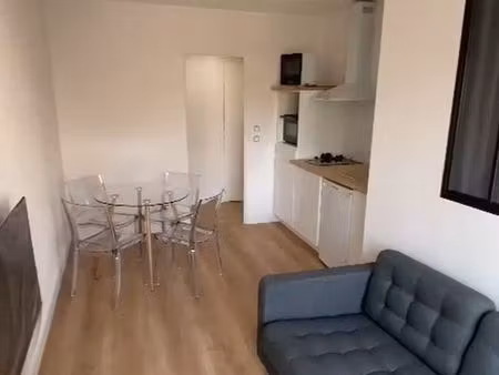 appartement de 27 m2 meublé avec chambre séparée