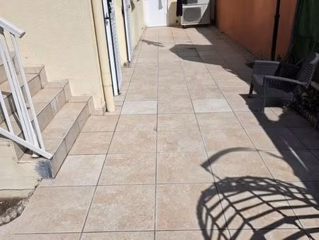loue appartement meublé t3 70 m² en maison