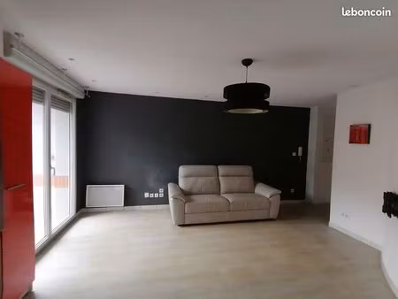 appartement t2 dans résidence rue beaucaire