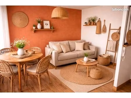 location studio meublé