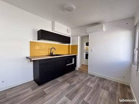 studio 1 pièce 22 m²