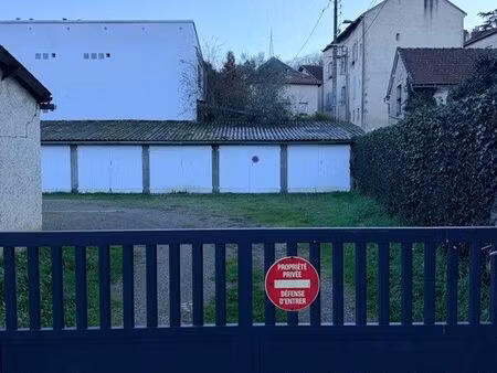 garage à louer figeac
