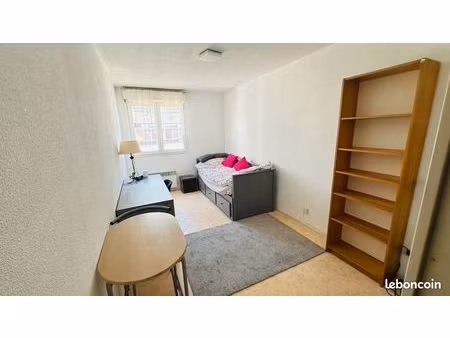 studio meublé : (proche tête d’or) t1