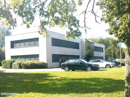 beaux bureaux climatises 198 m² 1er étage - proche siège systeme u et euroinformation serv