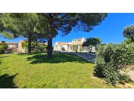 jolievilla de 129m² avec piscine/dépendance sur 1606m² de terrain