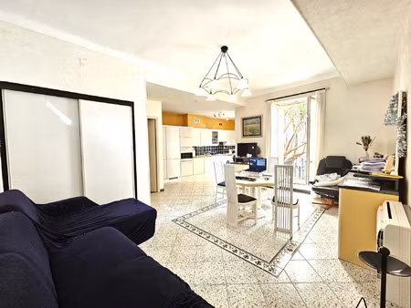 location appartement 3 pièces 75 m² à nice (06000)