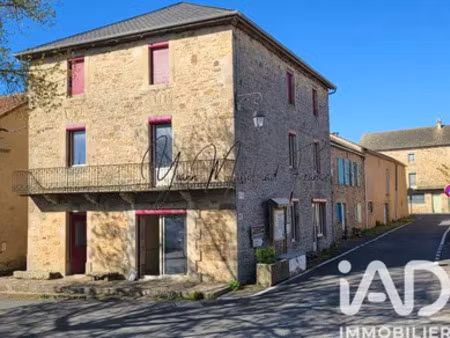 maison de village à montclar (12550)