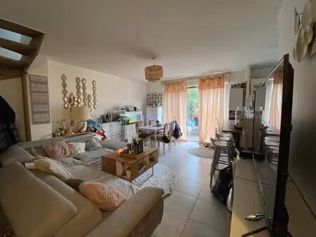 t4 duplex - pessac magonty