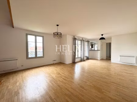 appartement 113 92 m2 terrasse  2 parkings  résidence de standing à saint germain en laye