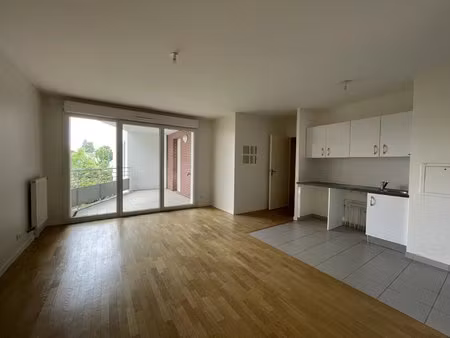 franconville - 2p de 47 38 m² avec balcon