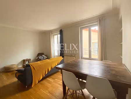 appartement meublé saint germain en laye 2 pièce(s) 49.70 m2