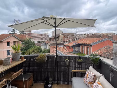 a vendre toulouse rue des salenques - t3 58m² refait à neuf - balcon - parking s/sol