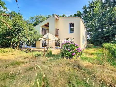 maison familiale 3 chambres - terrain boisé 5000 m²