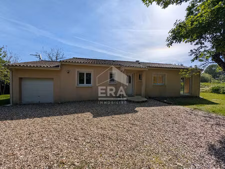 maison de plain pied à vendre à montpon-ménestérol - calme et confort sur 3165 m²