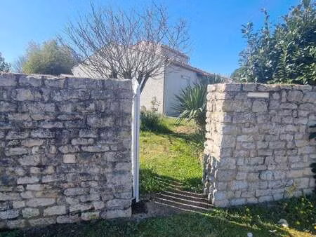 vente maison à saint-benoist-sur-mer (85540) : à vendre / 141m² saint-benoist-sur-mer