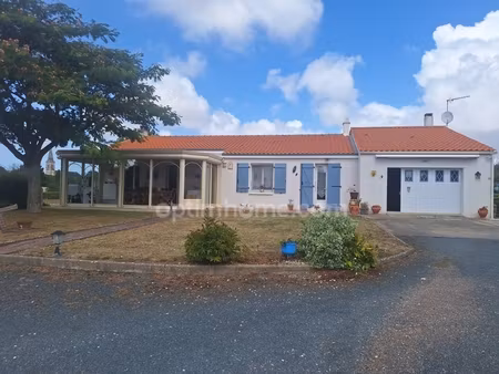 maison 157m2 à saint michel en l'herm (85)