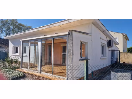 villa plain pied avec un beau potentiel