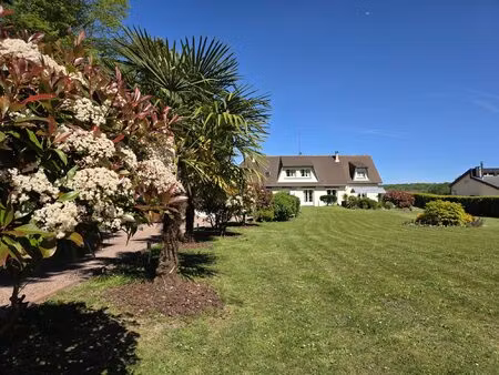 superbe propriété dans un domaine agréable et prisé