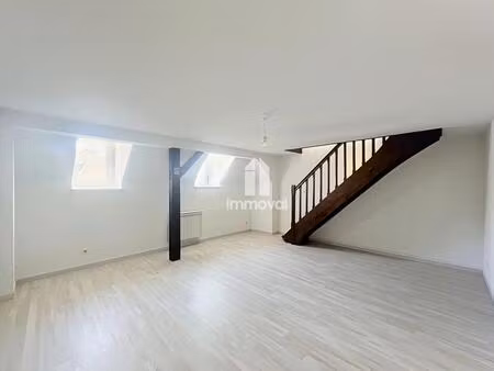strasbourg prox place de haguenau - 3p en duplex - 70.13m²
