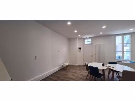 bureau (ou studio) clisson (la vallée) 1 p . sde . 40.5 m²