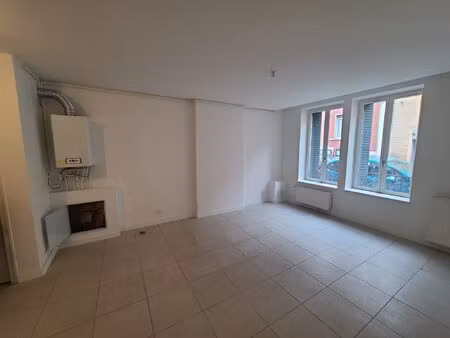 t3 rez-de-chaussee villefranche centre