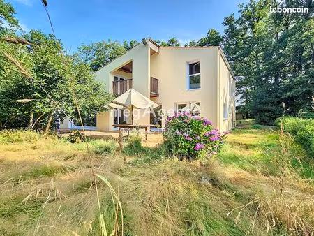 maison 6 pièces 140 m²