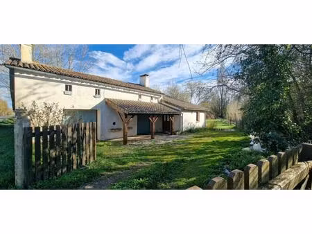 maison lezay 7 pièce(s) 150 m2 sur 1 700 m² de terrain