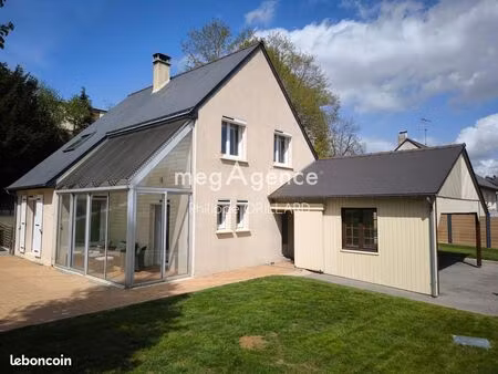 maison 6 pièces 105 m²