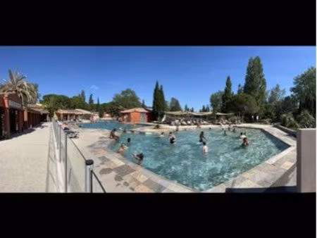 magnifique appart avec piscine
