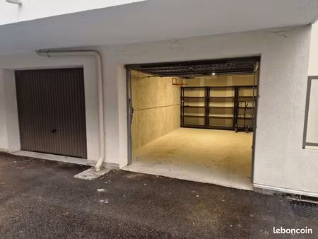 garage 20 m² – résidence torretta – electricité - porte auto – recharge ve – ajaccio salar