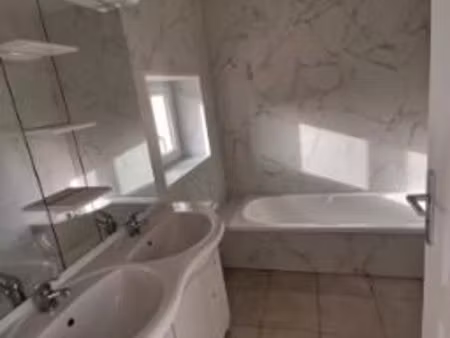 maison à louer 2 chambres