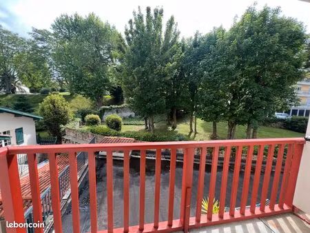 biarritz centre appartement t2 avec balcon