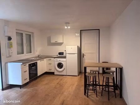 a louer – f2 entièrement rénové à neuf  meublé et climatisé – 43 m²
