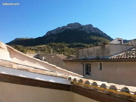 bel appartement t2 avec terrasse - buis-les-baronnies