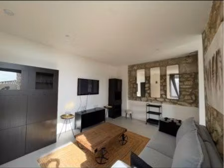 appartement  p2  meublé extérieur