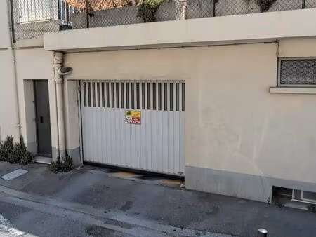 place de parking sécurisée à louer – avignon monclar