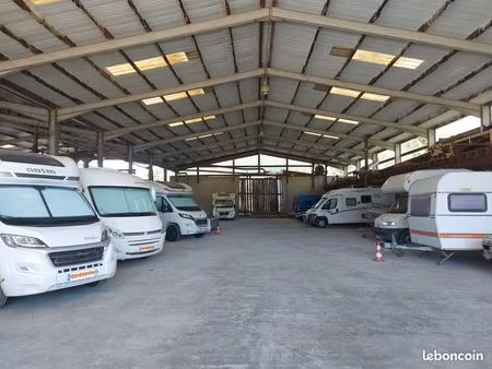 location emplacement stockage camping car bateau vehicule- zone de stockage
