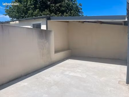 maison t3 de 74 m2- 2 chambres - terrasse 40 m2 - parking privée à trignac