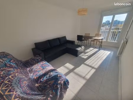 appartement t4 meublé rénové de 71 m² traversant nord/sud + balcon + parking privatif – ré
